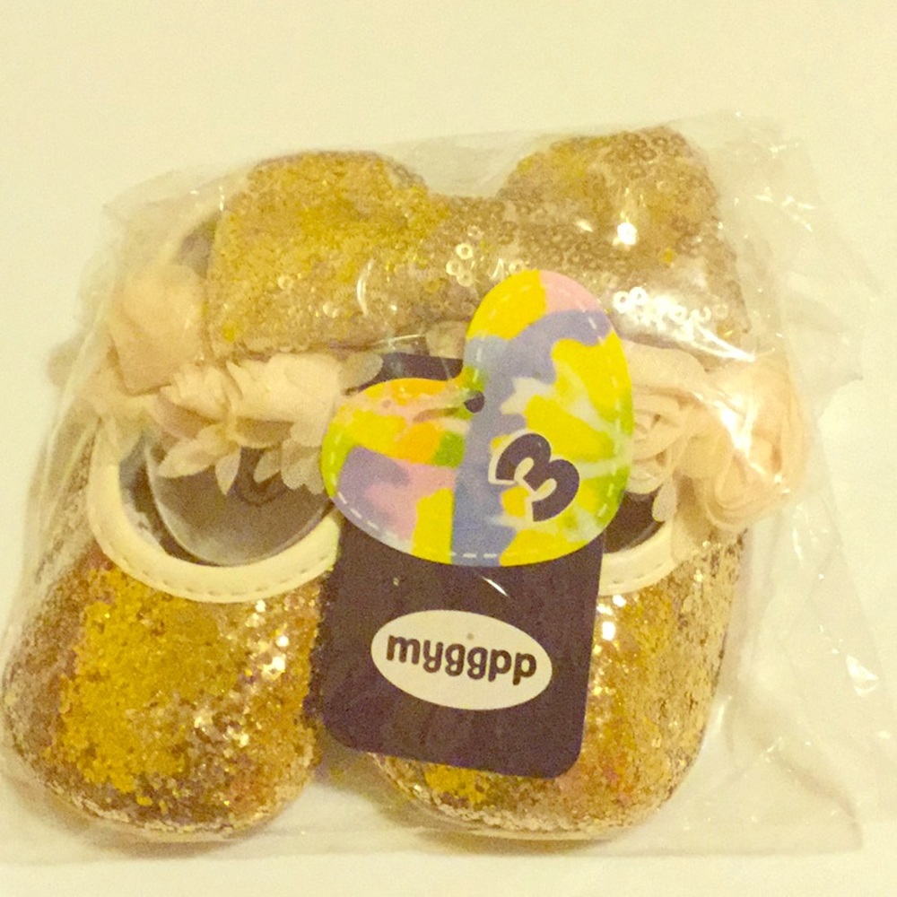 Gold Glitter baby girl shoe